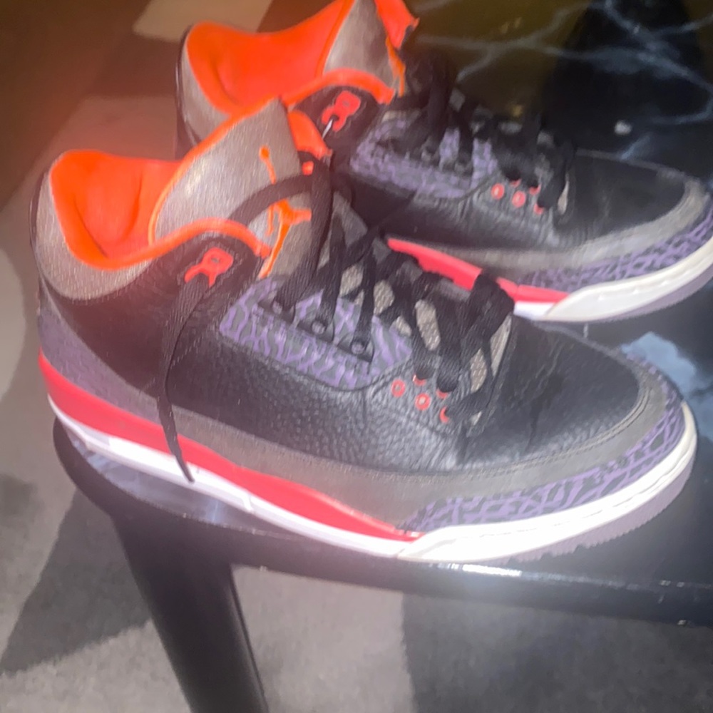 Air Jordan 3 Retro Crimson (2013)